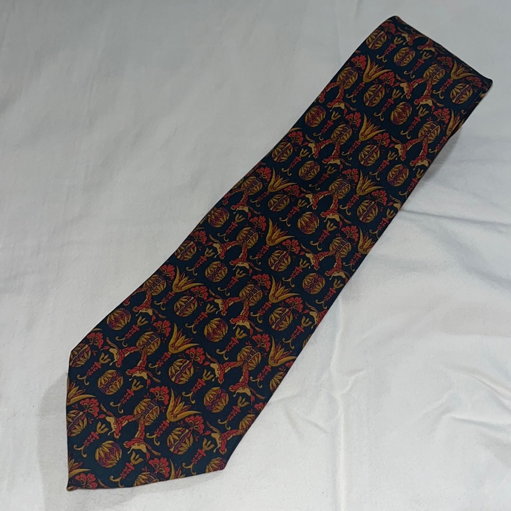 Vintage Salvatore Ferragamo silk tie